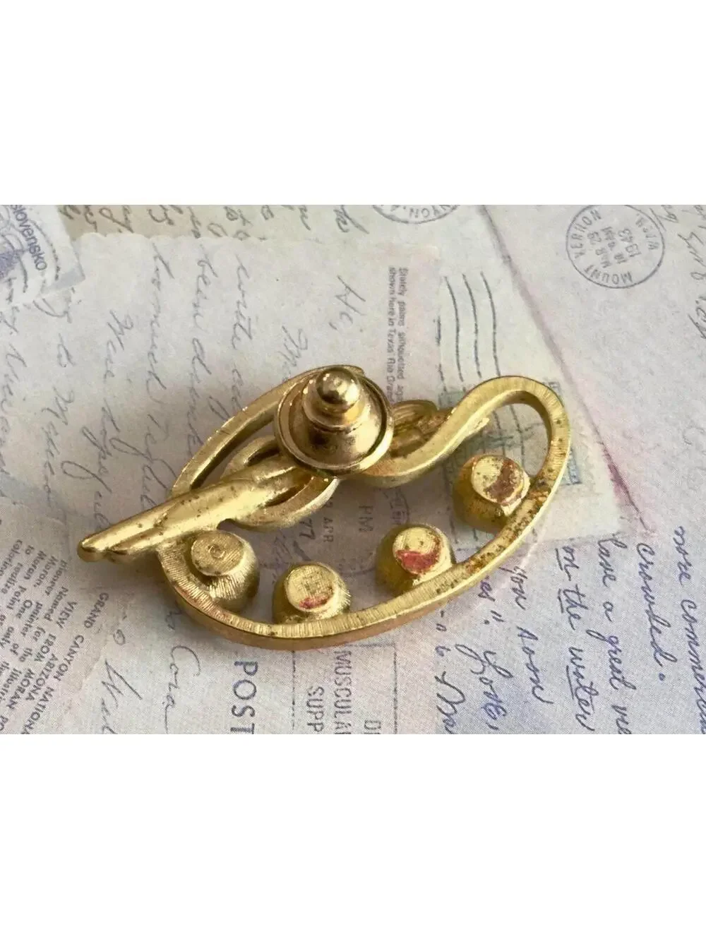 Signed Vintage Gold Tone Painter’s Palette Brooch with Multicolor Rhinestones